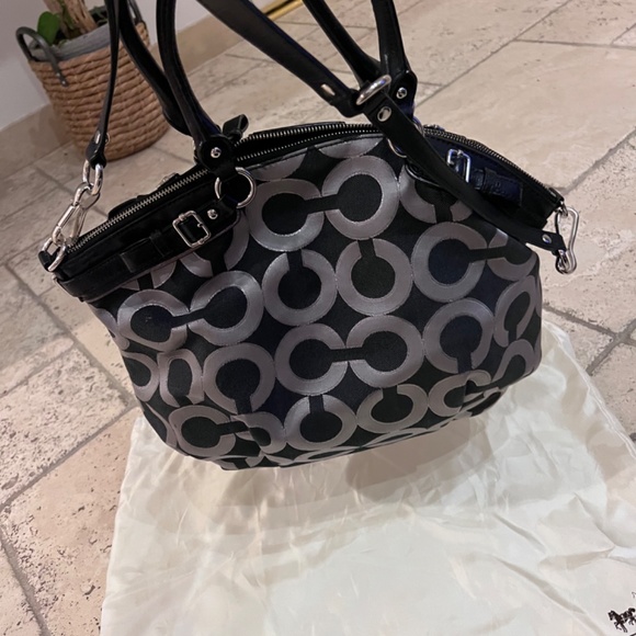 Purse - Picture 4 of 4